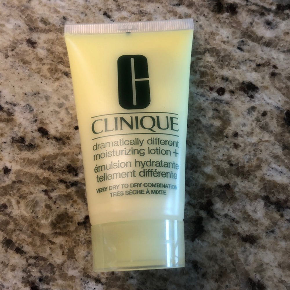 Clinique Dramatically Diff Moisturizing Lotion +